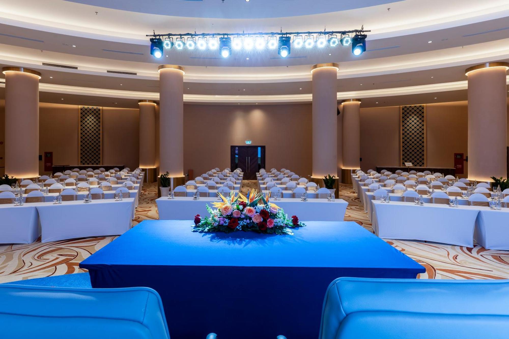 Vias Hotel Vung Tau - Transportation Included Exterior photo