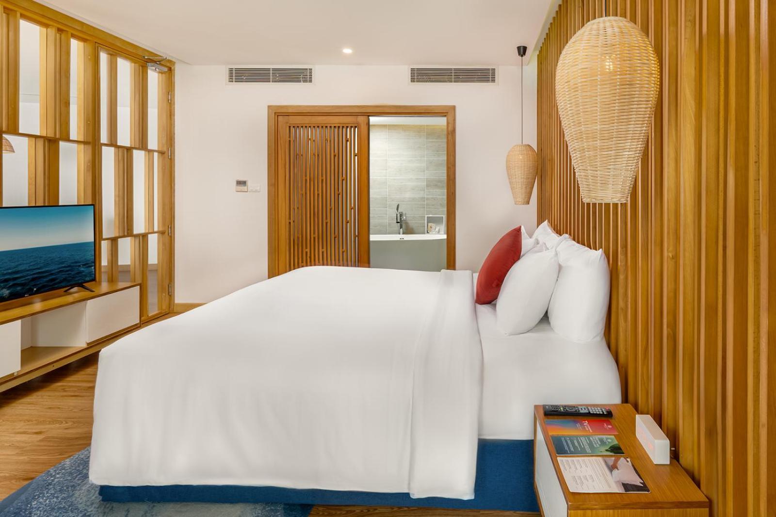 Vias Hotel Vung Tau - Transportation Included Exterior photo